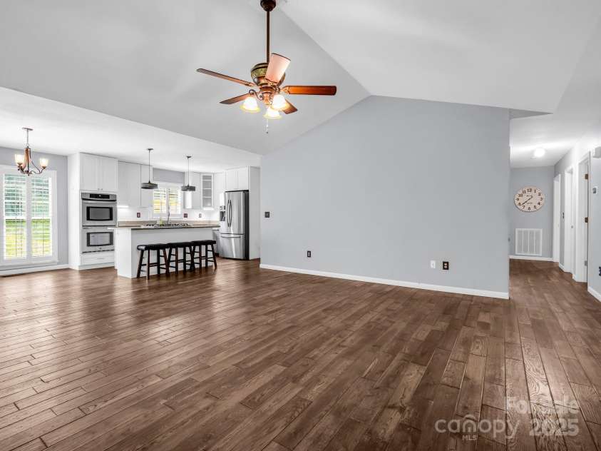 175 Sundance Drive, Rutherfordton, NC 28139.  MLS# CAR4274340, YatesRealty ID 22427. 