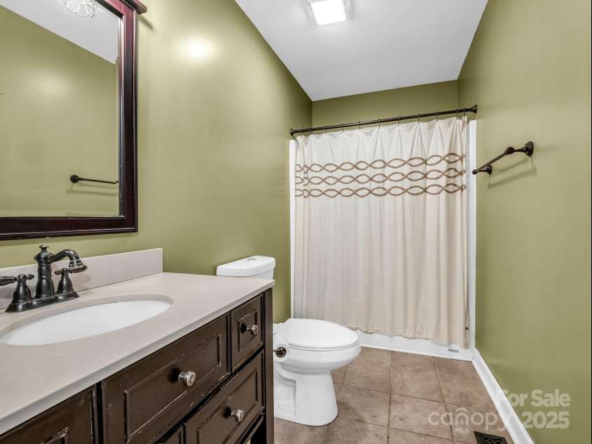 175 Sundance Drive, Rutherfordton, NC 28139.  MLS# CAR4274340, YatesRealty ID 22427. 