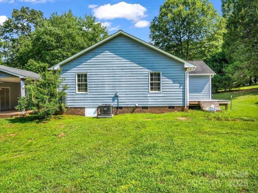 175 Sundance Drive, Rutherfordton, NC 28139.  MLS# CAR4274340, YatesRealty ID 22427. 