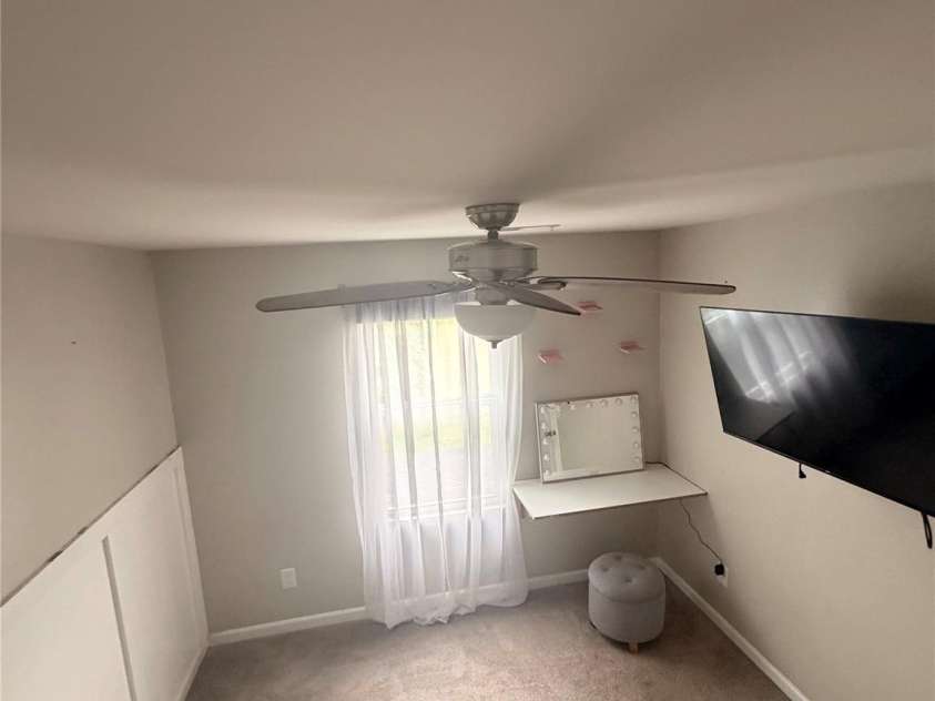 2212 Pinnacle View Drive, Kings Mountain, NC 28086.  MLS# CAR4382564, YatesRealty ID 22428. 