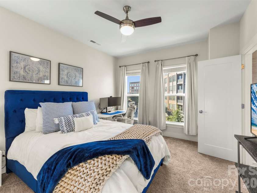 2856 Grand Union Way, Charlotte, NC 28209.  MLS# CAR4309756, YatesRealty ID 2243. 