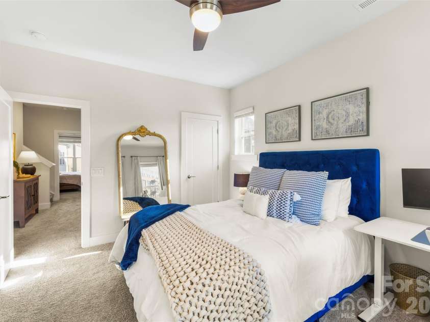 2856 Grand Union Way, Charlotte, NC 28209.  MLS# CAR4309756, YatesRealty ID 2243. 