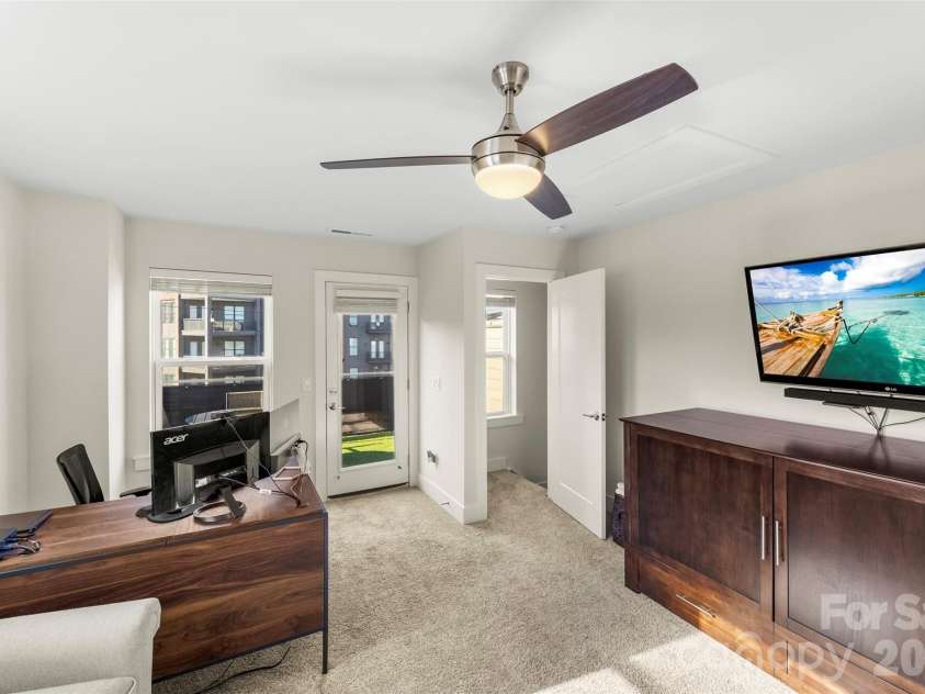 2856 Grand Union Way, Charlotte, NC 28209.  MLS# CAR4309756, YatesRealty ID 2243. 