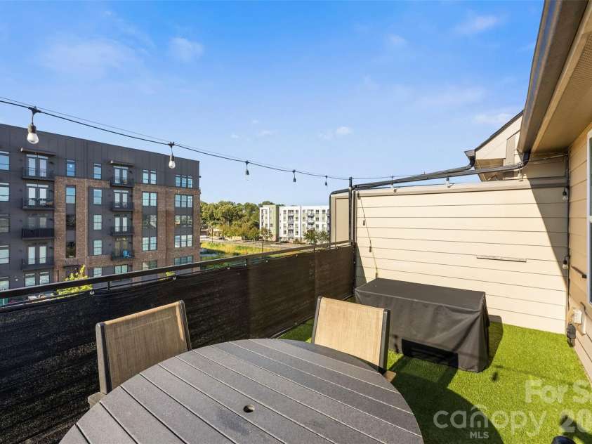 2856 Grand Union Way, Charlotte, NC 28209.  MLS# CAR4309756, YatesRealty ID 2243. 