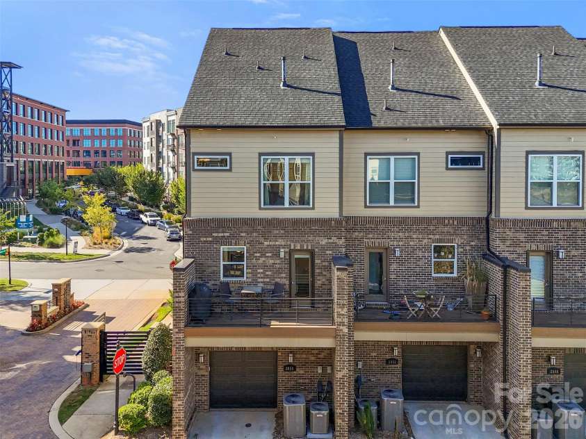 2856 Grand Union Way, Charlotte, NC 28209.  MLS# CAR4309756, YatesRealty ID 2243. 