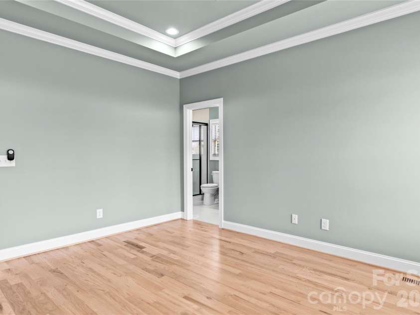 273 Stonybrook Drive, Lexington, NC 27295.  MLS# CAR4377314, YatesRealty ID 22431. 