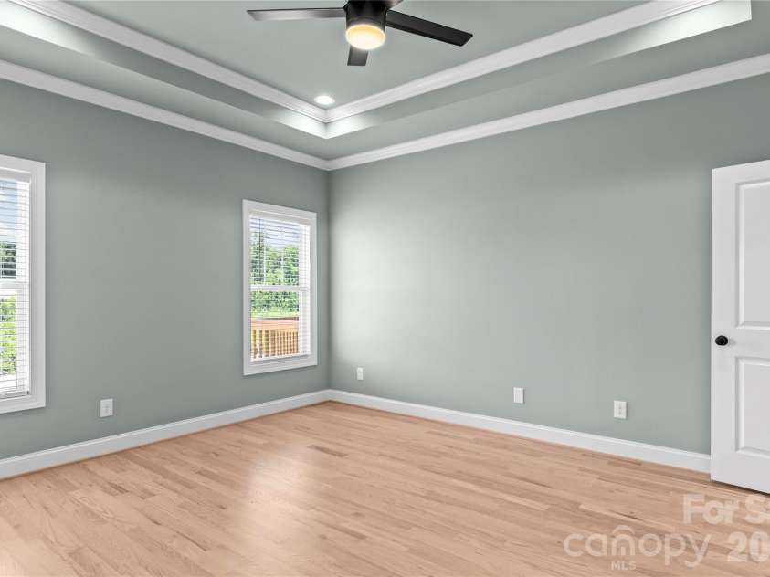 273 Stonybrook Drive, Lexington, NC 27295.  MLS# CAR4377314, YatesRealty ID 22431. 