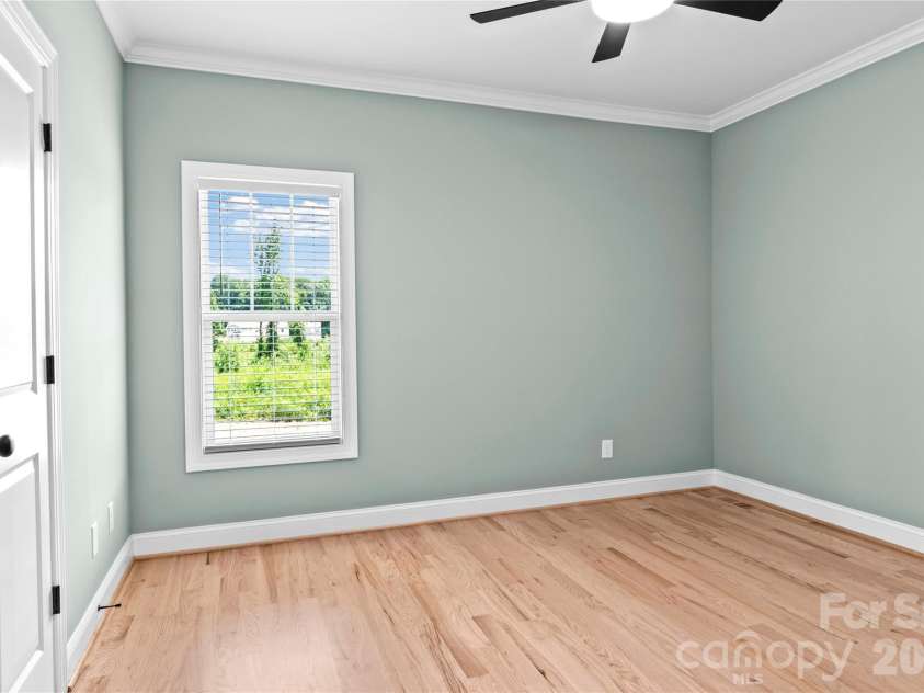 273 Stonybrook Drive, Lexington, NC 27295.  MLS# CAR4377314, YatesRealty ID 22431. 