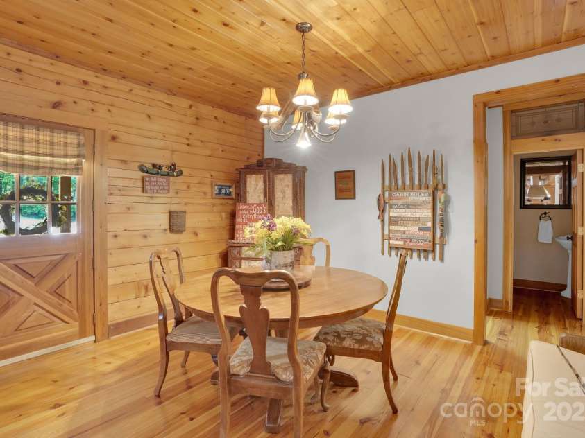 210 Big Rock Road, Blacksburg, SC 29702.  MLS# CAR4271039, YatesRealty ID 22432. 