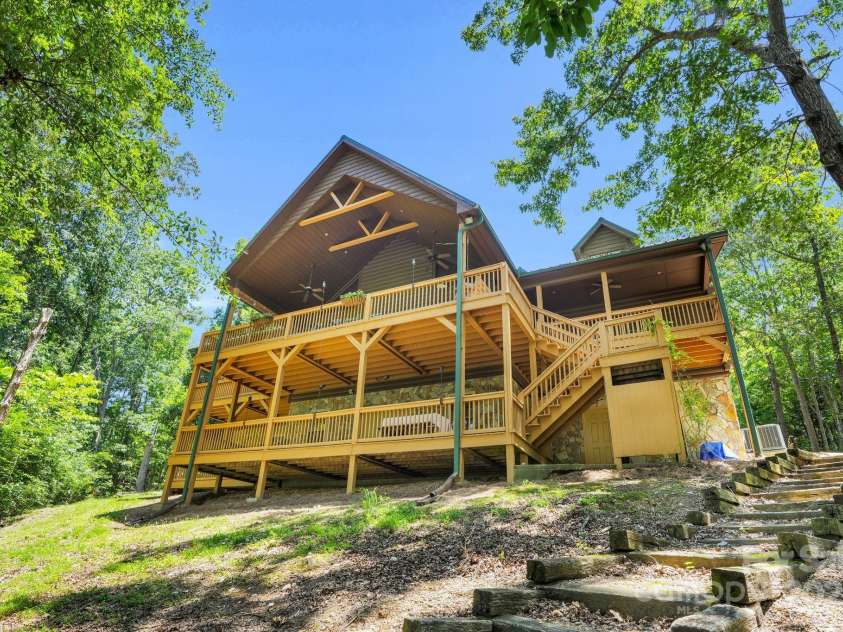 210 Big Rock Road, Blacksburg, SC 29702.  MLS# CAR4271039, YatesRealty ID 22432. 