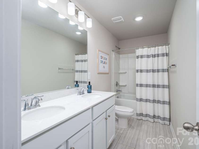 242 Lake George Drive, Shelby, NC 28152.  MLS# CAR4381772, YatesRealty ID 22432. 2nd full bath