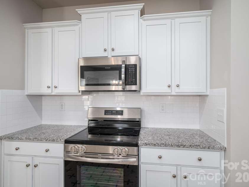 242 Lake George Drive, Shelby, NC 28152.  MLS# CAR4381772, YatesRealty ID 22432. 