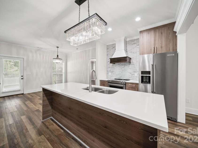 1189 Quiet Acres Road, Rock Hill, SC 29732.  MLS# CAR4274430, YatesRealty ID 22433. Quartz Countertops