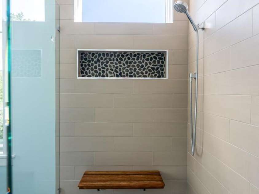 96 Gibson Road, Asheville, NC 28804.  MLS# CAR4346297, YatesRealty ID 22433. Primary Shower