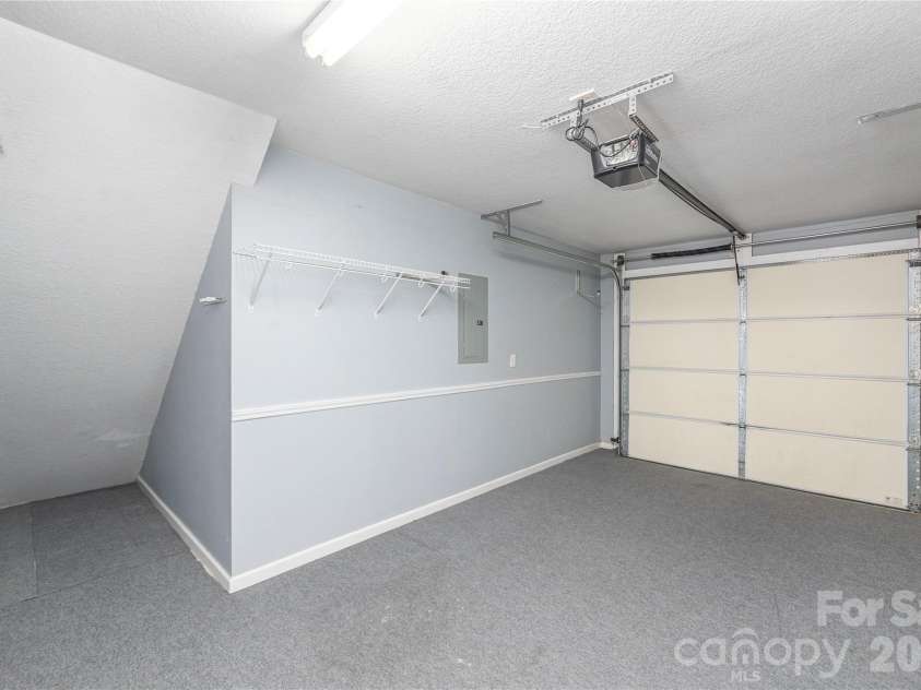 46 Chesire Way, Fletcher, NC 28732.  MLS# CAR4373703, YatesRealty ID 22434. 1 car garage