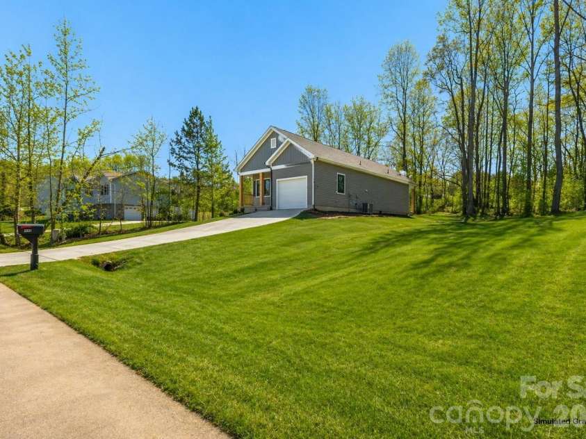 2331 Merts Way, Hudson, NC 28638.  MLS# CAR4340244, YatesRealty ID 22435. 