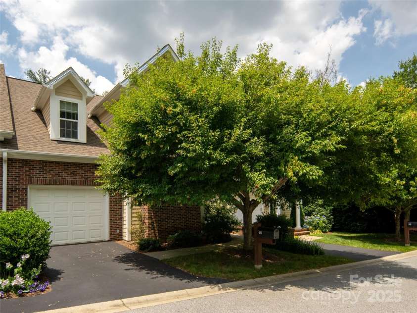 48 Black Horse Run, Biltmore Lake, NC 28715.  MLS# CAR4275792, YatesRealty ID 22435. 