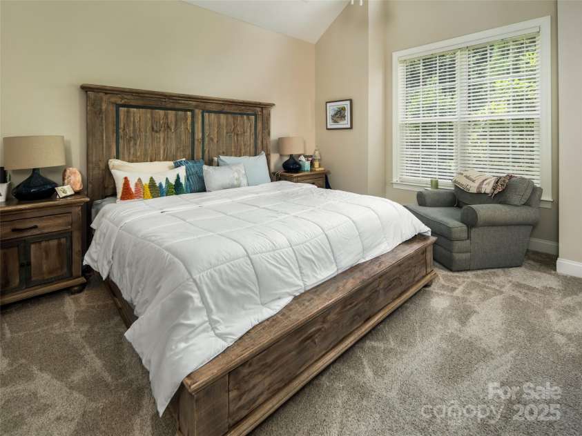 48 Black Horse Run, Biltmore Lake, NC 28715.  MLS# CAR4275792, YatesRealty ID 22435. 