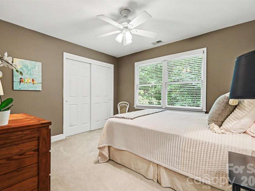 2334 Keara Way, Charlotte, NC 28270.  MLS# CAR4378341, YatesRealty ID 22436. 