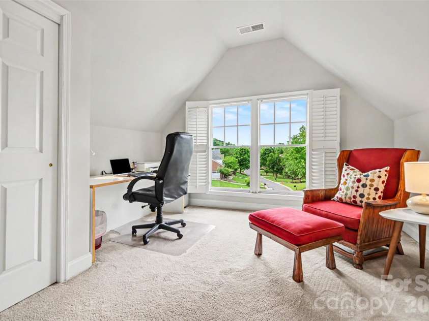 2334 Keara Way, Charlotte, NC 28270.  MLS# CAR4378341, YatesRealty ID 22436. 