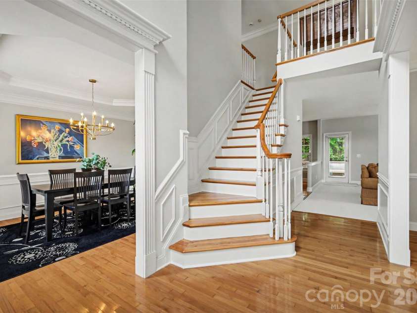 2334 Keara Way, Charlotte, NC 28270.  MLS# CAR4378341, YatesRealty ID 22436. Gorgeous entry