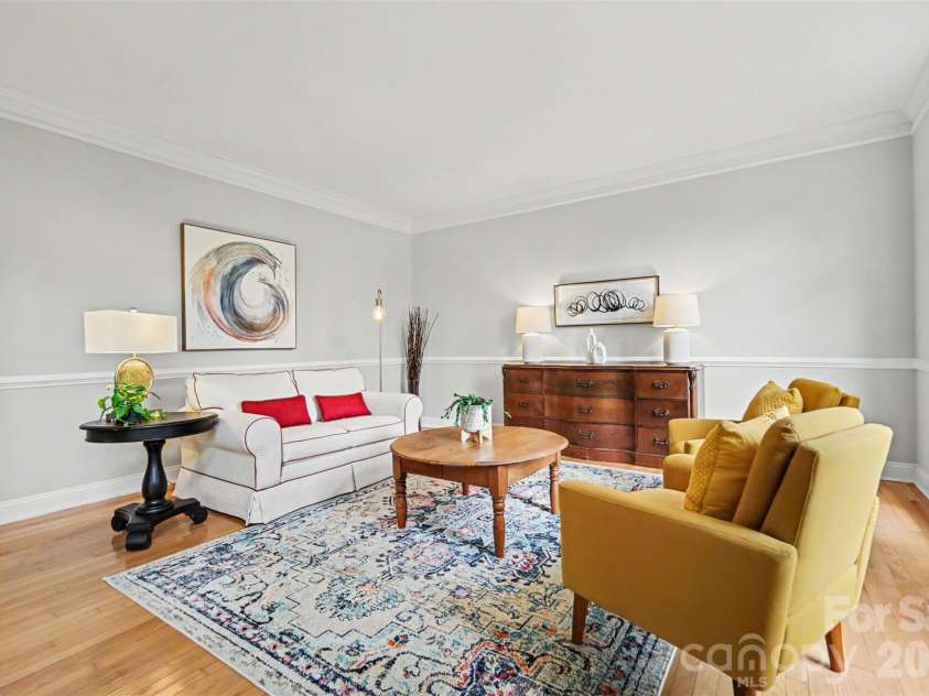 2334 Keara Way, Charlotte, NC 28270.  MLS# CAR4378341, YatesRealty ID 22436. Inviting front living room