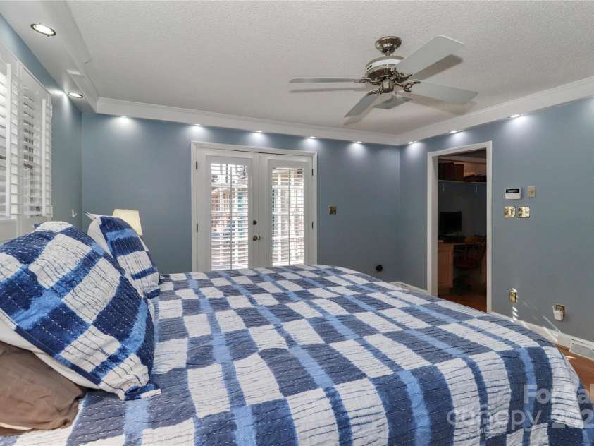 251 Gleneagles Road, Statesville, NC 28625.  MLS# CAR4275751, YatesRealty ID 22437. 