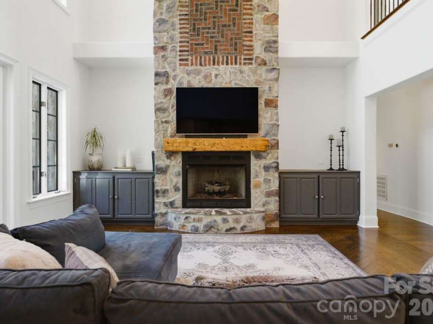 16821 America Cup Road, Cornelius, NC 28031.  MLS# CAR4337516, YatesRealty ID 22438. 
