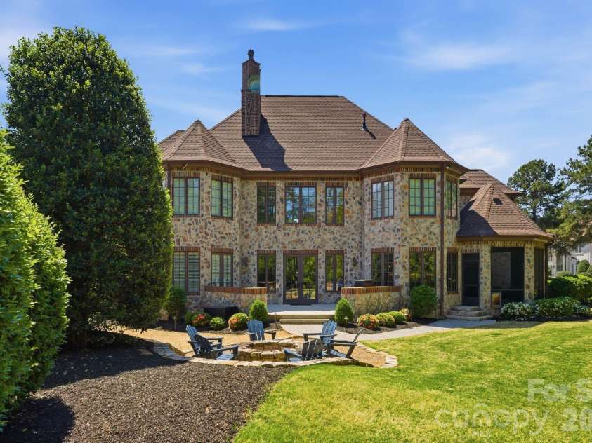 16821 America Cup Road, Cornelius, NC 28031.  MLS# CAR4337516, YatesRealty ID 22438. 
