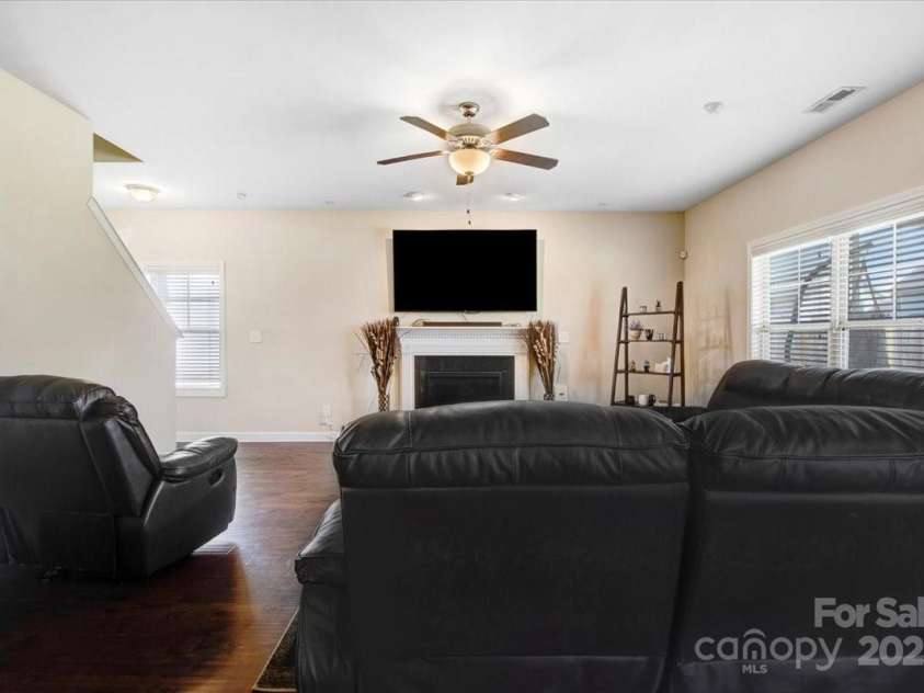 5125 Debut Avenue, Hope Mills, NC 28348.  MLS# CAR4274598, YatesRealty ID 22438. 