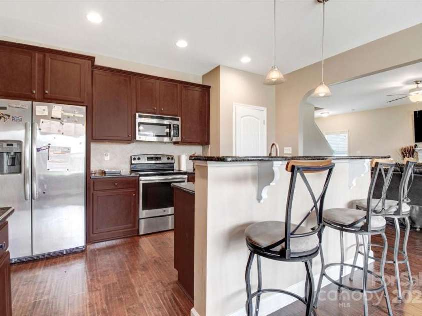 5125 Debut Avenue, Hope Mills, NC 28348.  MLS# CAR4274598, YatesRealty ID 22438. 