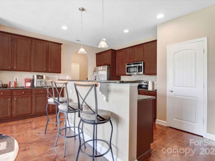 5125 Debut Avenue, Hope Mills, NC 28348.  MLS# CAR4274598, YatesRealty ID 22438. 