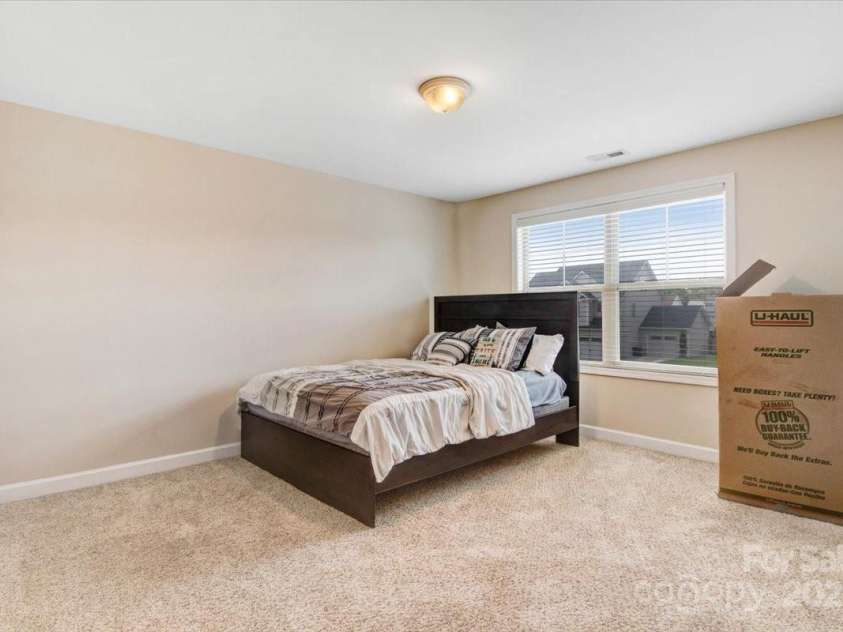 5125 Debut Avenue, Hope Mills, NC 28348.  MLS# CAR4274598, YatesRealty ID 22438. 