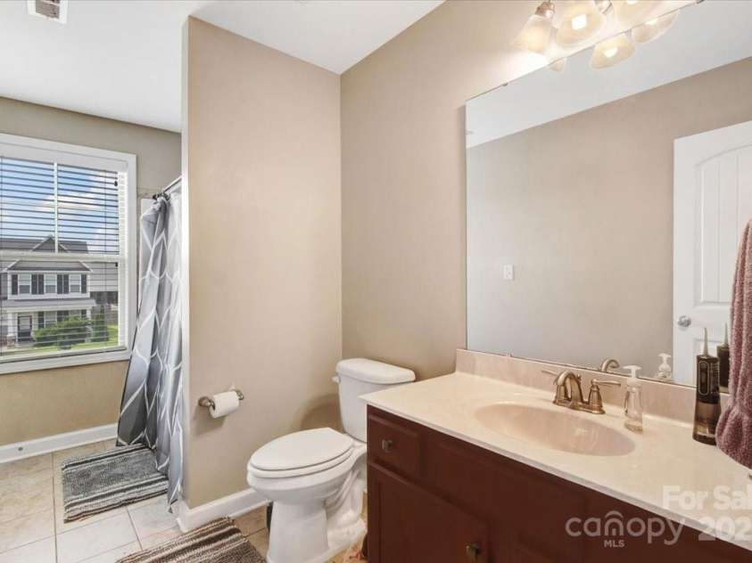 5125 Debut Avenue, Hope Mills, NC 28348.  MLS# CAR4274598, YatesRealty ID 22438. 