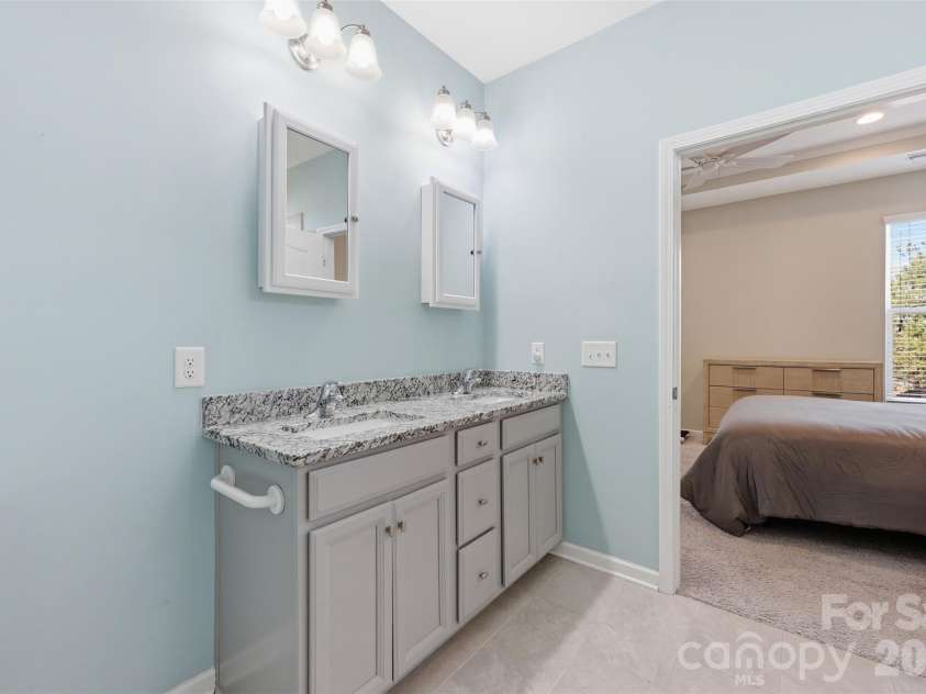 3176 Bridgewater Street, Lancaster, SC 29720.  MLS# CAR4363226, YatesRealty ID 22439. 