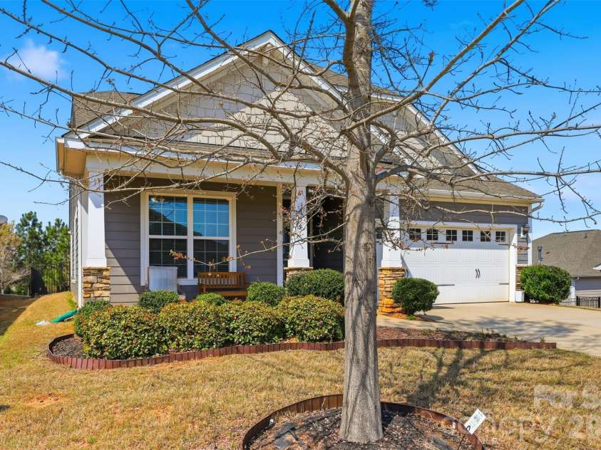 3176 Bridgewater Street, Lancaster, SC 29720.  MLS# CAR4363226, YatesRealty ID 22439. 