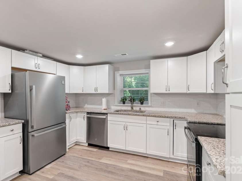 4410 Burgin Street, Kannapolis, NC 28081.  MLS# CAR4327552, YatesRealty ID 22439. 