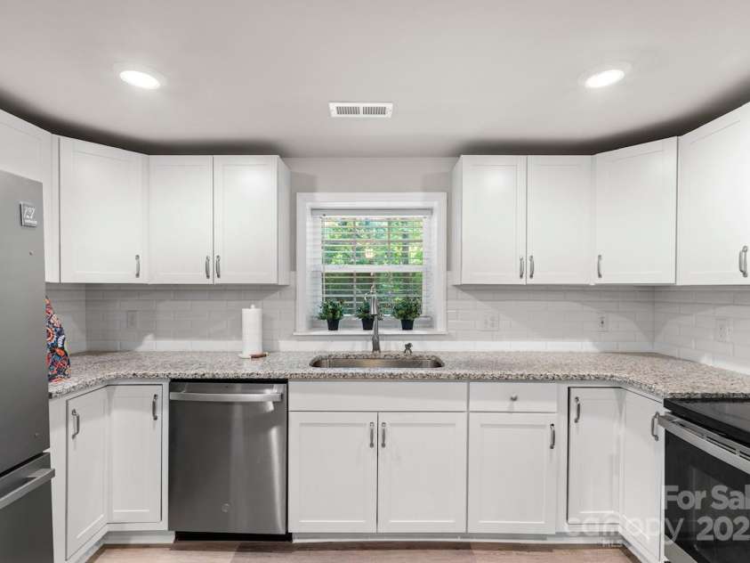 4410 Burgin Street, Kannapolis, NC 28081.  MLS# CAR4327552, YatesRealty ID 22439. 