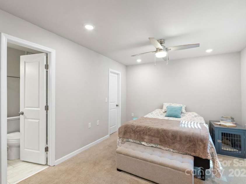 4410 Burgin Street, Kannapolis, NC 28081.  MLS# CAR4327552, YatesRealty ID 22439. 