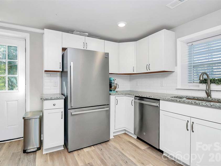 4410 Burgin Street, Kannapolis, NC 28081.  MLS# CAR4327552, YatesRealty ID 22439. 