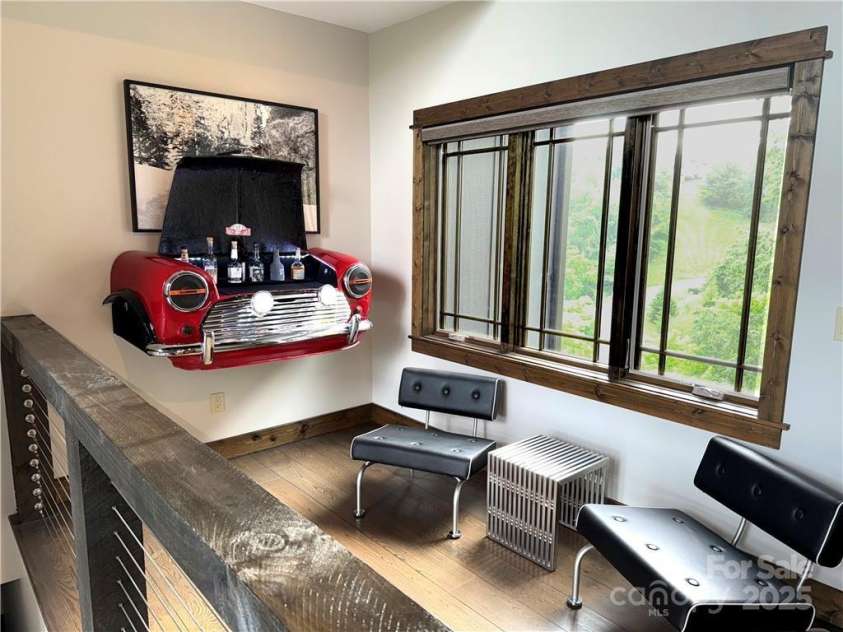 706 Silver Springs Drive, Banner Elk, NC 28604.  MLS# CAR4275009, YatesRealty ID 22440. Car Bar