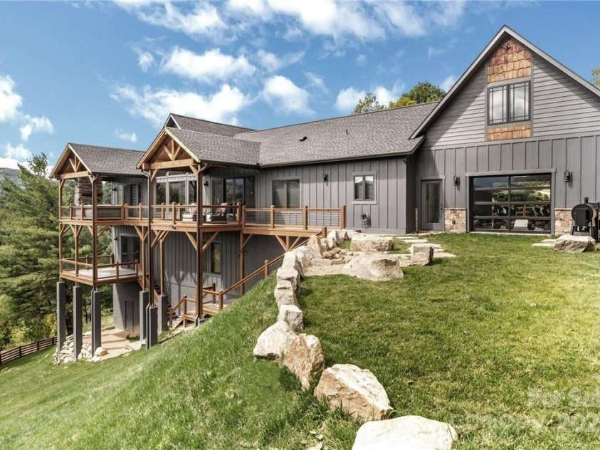 706 Silver Springs Drive, Banner Elk, NC 28604.  MLS# CAR4275009, YatesRealty ID 22440. Rear Elevation