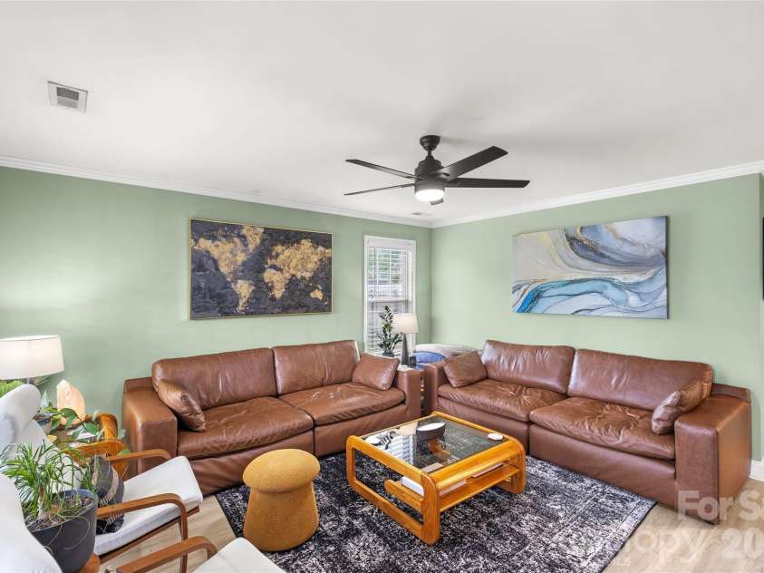 100 Centerview Street, Belmont, NC 28012.  MLS# CAR4378611, YatesRealty ID 22441. 