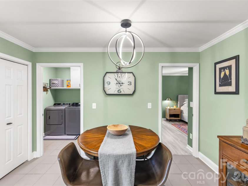 100 Centerview Street, Belmont, NC 28012.  MLS# CAR4378611, YatesRealty ID 22441. 