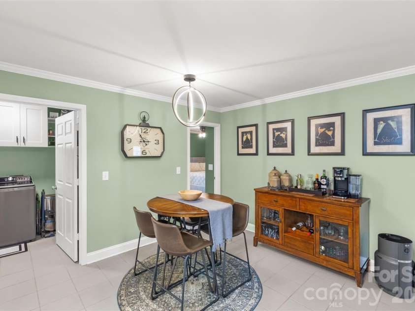 100 Centerview Street, Belmont, NC 28012.  MLS# CAR4378611, YatesRealty ID 22441. 
