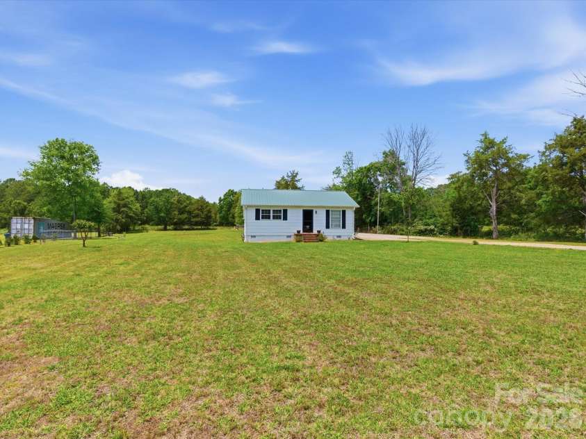 3044 Sims Road, Rock Hill, SC 29730.  MLS# CAR4381472, YatesRealty ID 22442. 