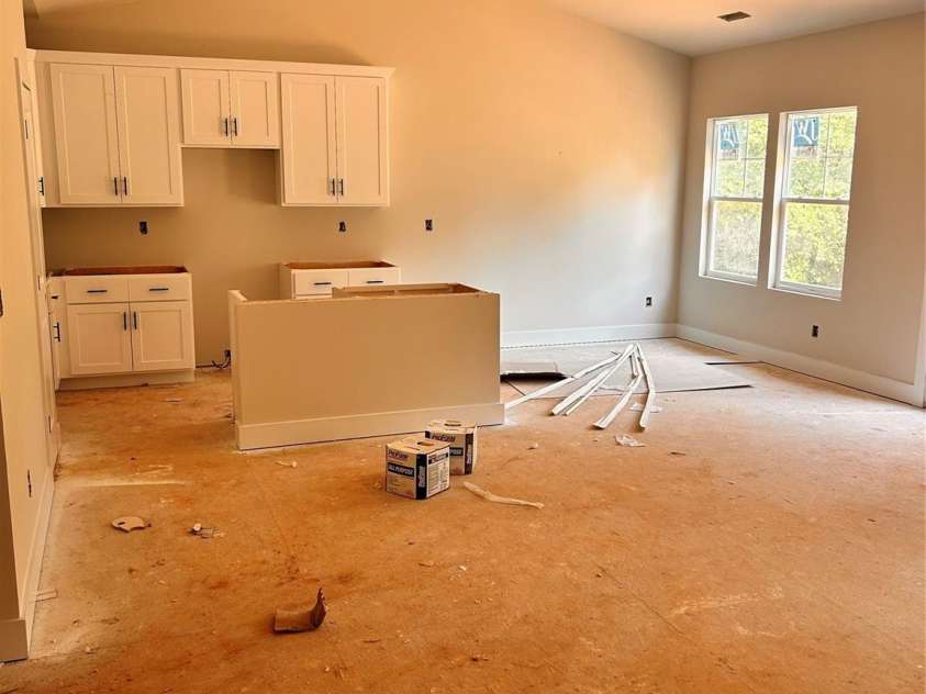 3506 14th Avenue, Hickory, NC 28602.  MLS# CAR4275889, YatesRealty ID 22445. 