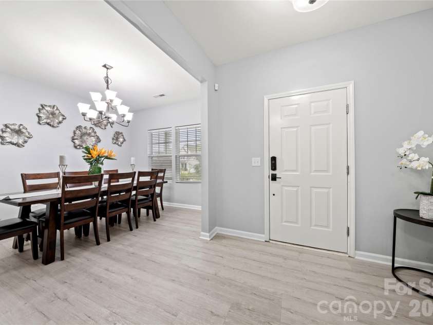 1035 Beacon Avenue, Monroe, NC 28110.  MLS# CAR4389329, YatesRealty ID 22446. 