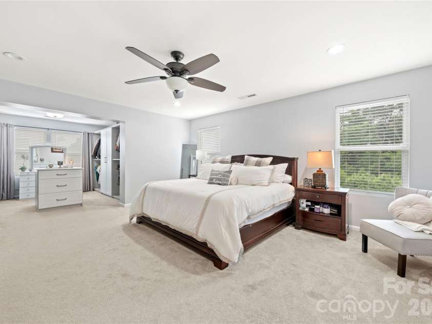 1035 Beacon Avenue, Monroe, NC 28110.  MLS# CAR4389329, YatesRealty ID 22446. 