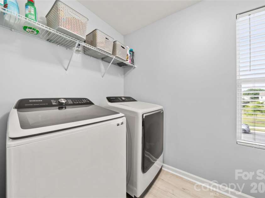 1035 Beacon Avenue, Monroe, NC 28110.  MLS# CAR4389329, YatesRealty ID 22446. 